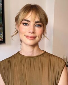 Actress Lucy Fry HD Photos and Wallpapers June 2025
