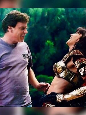 Lucy Lawless Instagram - Thirty years later, the battle cry still echoes. Heaps of gratitude to the everyone who made this journey unforgettable ⚔️ #Xena30