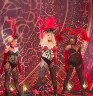 Luiseth Materán Instagram - ✨ Una noche mágica en Moulin Rouge, viviendo la experiencia al máximo. ❤️🎭
#lamateran #cdmx #actress #tvhost #art