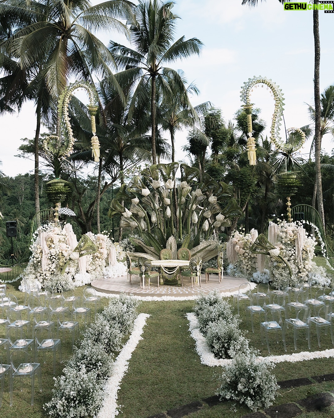 Luna Maya - 2 Million Likes - AKAD💚

Soft steps to forever. Bless each one

Photo by @iluminen 

Wedding Planner @paper_diamonds
Show Management @innazcommunique
Wedding venue @comoshambhalaestate
Decorator @stupacaspea @bimo_singgih 
Akad & Stage Installation @make_a_scene_bali_
Sound & Lighting @focusproind
-
Principal Photographer & Videographer @iluminen
Photography & Videogarpher @derai.studio
Photographer @bramsky.bramsky
Content Creation @by_avera @mv.behindthewed
-
Styled by @bimopermadi & @astecat 
Akad Kebaya Luna @eddybetty | Kebaya Fabric @the.designerworkshop 
Luna's akad kembang goyang  @rinaldyyunardi
Batik @iwantirta_batik
Bridesmaids attire Akad @fadlan_indonesia
Bridesmaids shoes Akad  @jethebrand
Groomsmen attire Akad @fadlan_indonesia
Groomsmen attire welcome dinner  @sasdesigns , @rakeshd18
Groomsmen shoes welcome dinner  @colehaan.id
Luna's make-up @andychunmakeup
Luna's hair @ardndut
Luna's Paes @mamiehardo
Luna's attire welcome dinner @hiantjen
Luna's shoes @jimmychoo  @rococostore
Luna's Jewellry  @bvlgari
Maxime shoes Akad @berluti
Maxime Shoes Welcome Dinner @christianlouboutin
Maxime Makeup @bubahalfian
Maxime hair do @kieferlippens
Luna's Make up welcome dinner @ryanogilvy
Luna's hair do welcome dinner @ranggayusuf
Makeup skin prep set  @hannaglow.official
Mineral water brides & grooms @jiwaterartesian
Family make up @ryanogilvy @victoria_makeupatelier @syafitri.wd @bubahalfian @andychunmakeup
Family hair do @hendrosudarta @tatarias.unimed @ardndut @krisna_endi @ine_hairdo_bali @dyni.hairdo
Bridesmaid make up @cokistrimirah @andychunmakeup @victoria_makeupatelier
Bridesmaid hair do  @krisna_endi @ine_hairdo_bali @ayuhairstylist
Groomsmen hair do @hendrosudarta @tatarias.unimed
Robe Brides @hiantjen
Bridesmaid Shoes @jethebrand
-
Stationery Designer & Illustrator @kurniawanhowijaya 
Invitation letterpress printer @new.fanda.print
RSVP Management @undangin_com
-
ENTERTAINMENT
@luxevoirid
@orangeproductionasia
@phoneafriend.co
@rollportraits
@thesammysax 

#MOONtotheMAX #LUNAdicintaiMAXIMal