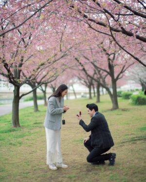 Luna Maya Instagram - With a heart overflowing with love, I say YES—to you, to this beautiful journey we’re writing together, to forever.🌸🤍💚
Thank you @derai.studio for catching our moments 🥰