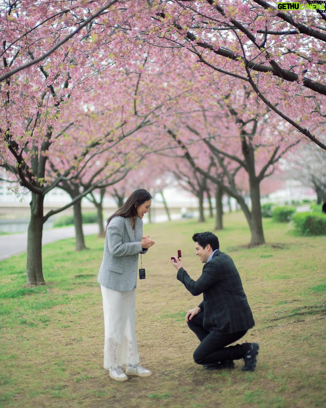 Luna Maya - 2.2 Million Likes - With a heart overflowing with love, I say YES—to you, to this beautiful journey we’re writing together, to forever.🌸🤍💚 

Thank you @derai.studio for catching our moments 🥰