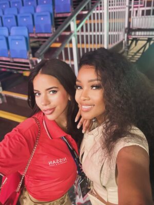 Lunathi Mampofu Instagram - The girlies! The FORMULA E queens! ❤️
@Nissan, @NissanSouthafrica, @NISMO and @FIAFormulaE
#NissanFormulaE #NissanSouthafrica #FeelElectric #NISMO #LondonEprix
Fit @_sucra_