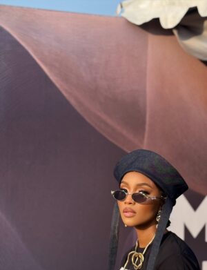 Lunathi Mampofu Instagram - We served and we were serving heritage, rhythm, good food and street chic all in one day. 🖤✨
Was naarce stepping out the house for a good time. @dstvza @dstvdeliciousfestival