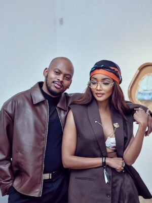 Lunathi Mampofu Instagram - Simple life, that is all I need 🤎
PEACE IS THE NEW LUXURY…
Hey neighbor @tebogo_shisana love you loads! 🤞🏾😜🤍