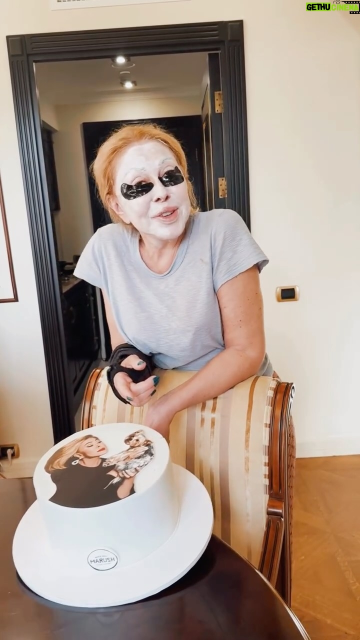 Lyubov Uspenskaya - 23.9K Likes - Всех друзей поздравляю с Днем города Еревана. Хочу сказать, что тому, как армяне умеют веселиться и радоваться жизни — можно поучиться. Этот народ умеет радоваться и радовать всех. Я приехала сюда, не в самом лучшем состоянии здоровья, но их позитив так ободрил меня, что я забыла о своих проблемах. Кто хочет поправить свое физическое и эмоциональное здоровье — приезжайте в Ереван 🇦🇲 ❤️