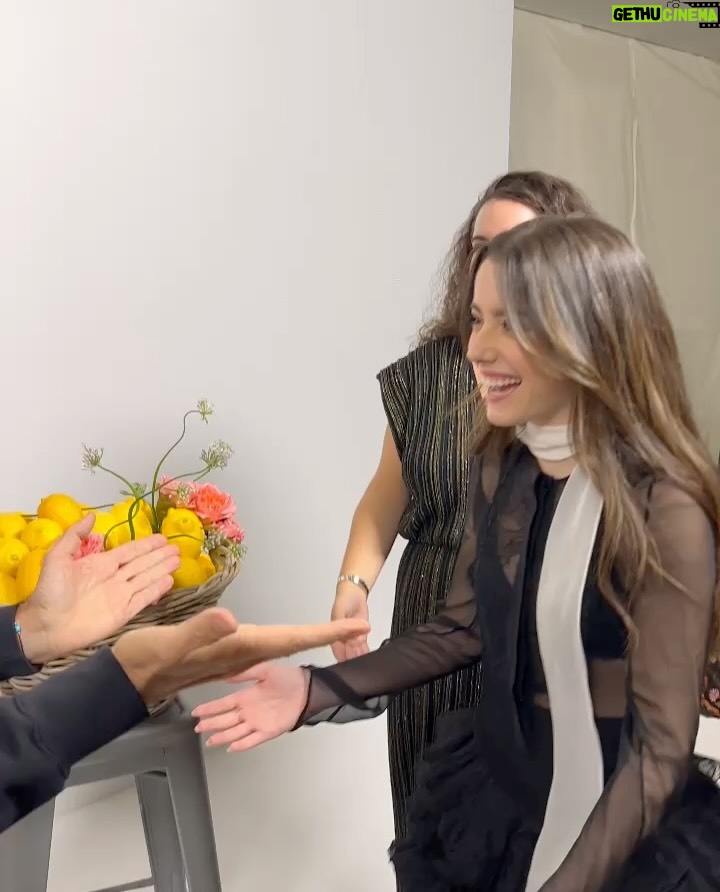 Madalena Aragão - 78.8K Likes - Chaque recoin de Paris respirait la magie…
Ce jour-là, je ne l’oublierai jamais.
Merci infiniment @giambattistavalliparis pour tant de magie 🥹🤍

photos: 
@sungreen_photography
@olivertucker23
@scaransirapha 
@francoisgoize 
@danieleschiavello