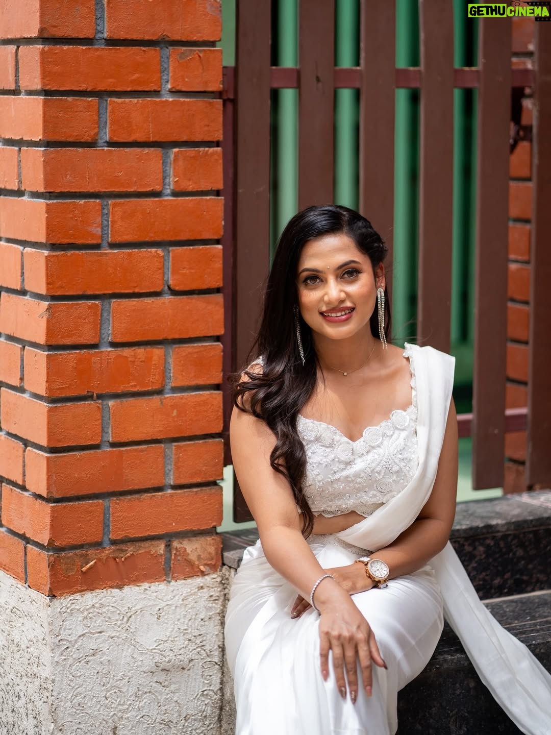 Madhumitha H - 47.2K Likes - In my white era 🤍🦢🪞

MUA - @vibah_artistry 
Hairstylist- @hairbyswarna 
Outfit - @papilioforyou 
Shot by - @shoutout_campus 

#white #awards #jfw #whitedress