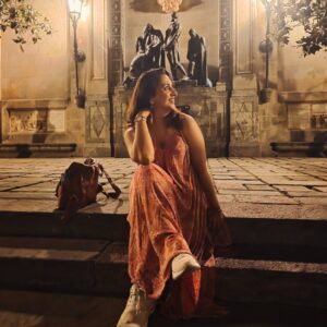 Madhurani Gokhale Instagram - Best 6 of the day .
Day 6 . BARCELONA 

#spaintrip