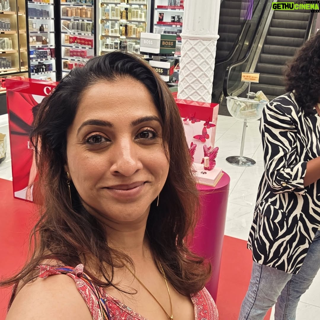 Madhurani Gokhale - 7.6K Likes - Best 6 of the day .
Day 6 . BARCELONA 

#spaintrip
