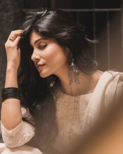 Actress Madhurima Basak HD Photos and Wallpapers June 2025