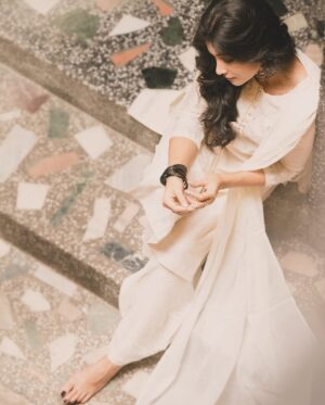 Madhurima Basak Instagram - 🌹

#portrait #white #salwar 
#ethnic #afternoon #mood