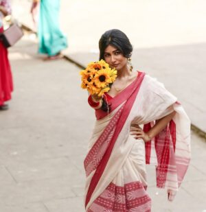 Madhurima Basak Instagram - 🌻

 @raj_bnerjee 
@kajuguhaofficial 
@zubair_hasan0103 
 @savyds 

#bengali #saree 
#poilabaisakh