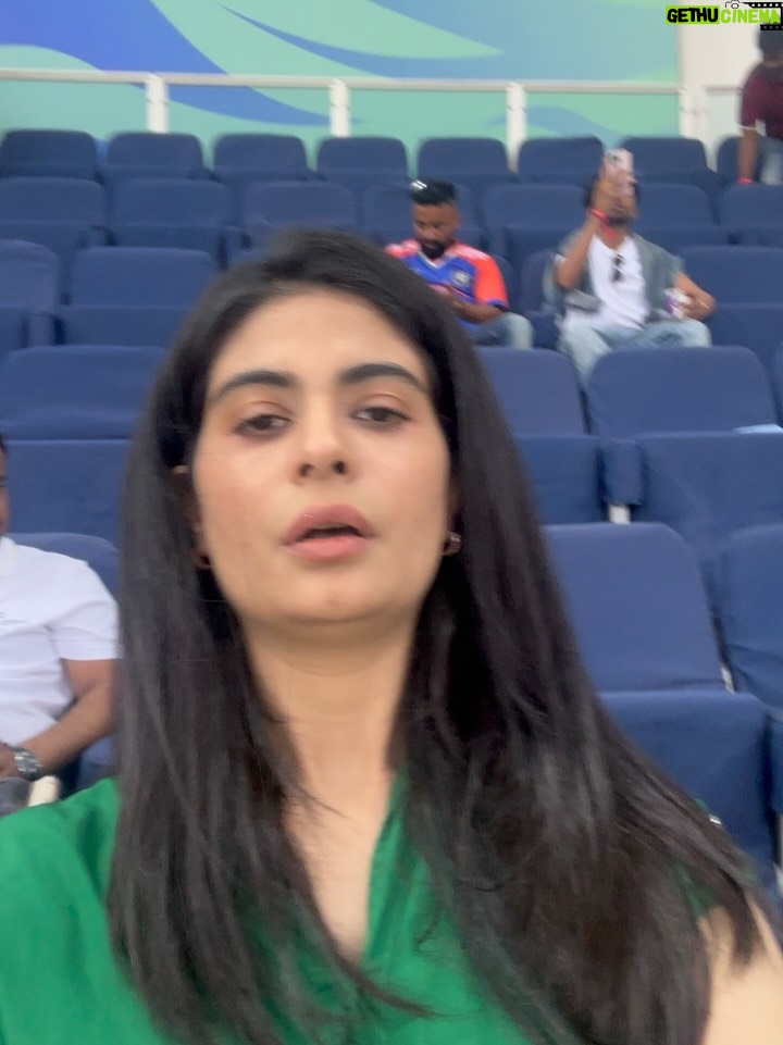 Madiha Iftikhar - 6.9K Likes - Tum jeetu ya haro Suno
Hamein tumse pyar hai 💚💚🇵🇰🇵🇰

@zainab_shahidk @shizzlemeerza 

#madihaiftikhar #pakvsind #asiacup2025 #dubai #dubai🇦🇪 #uae #cricket #moments #friends #family #cheer #pakistan #india #pakistancricketteam #💚 #pakistan🇵🇰 #game #proudpakistani