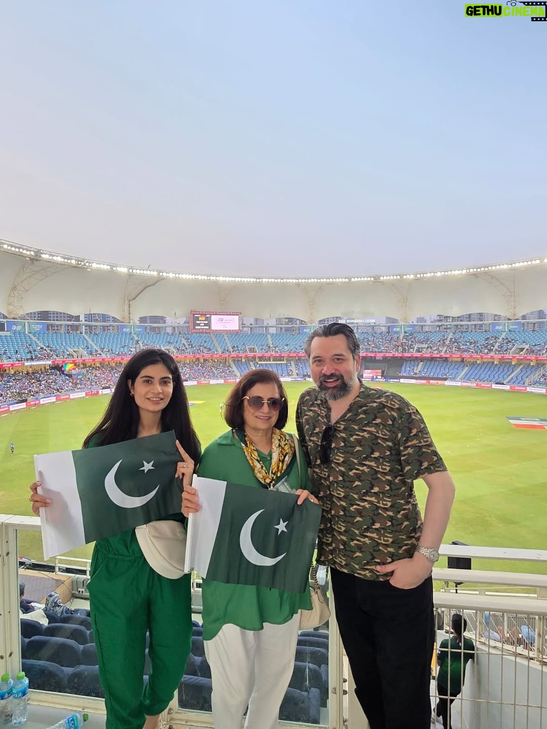 Madiha Iftikhar - 6.9K Likes - Tum jeetu ya haro Suno
Hamein tumse pyar hai 💚💚🇵🇰🇵🇰

@zainab_shahidk @shizzlemeerza 

#madihaiftikhar #pakvsind #asiacup2025 #dubai #dubai🇦🇪 #uae #cricket #moments #friends #family #cheer #pakistan #india #pakistancricketteam #💚 #pakistan🇵🇰 #game #proudpakistani