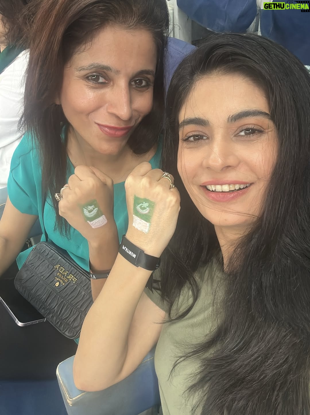 Madiha Iftikhar - 2.9K Likes - Green shirts dominate UAE 💚🇵🇰
@zainab_shahidk 

#madihaiftikhar #cricketmatch #pakistanuae #uae❤️ #uae #dubai #asiacup2025 #wewon #shaheenafridi