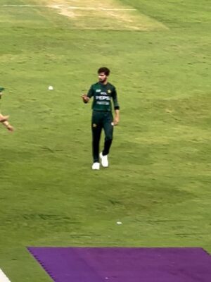Madiha Iftikhar Instagram - Green shirts dominate UAE 💚🇵🇰
@zainab_shahidk 

#madihaiftikhar #cricketmatch #pakistanuae #uae❤️ #uae #dubai #asiacup2025 #wewon #shaheenafridi