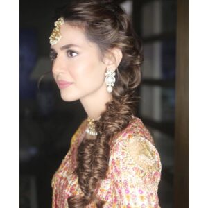 Madiha Imam Instagram - For: @farahtalibaziz 
By: @beyondbeautynatasha 
.
.
.
.
Coming soon 🔥