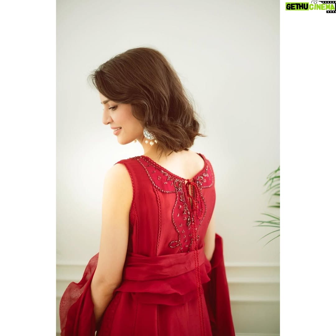Madiha Imam - 39.1K Likes - ♥️
.
.
.
.
@farahtalibaziz
@areebamansoor_
@filigreecollection