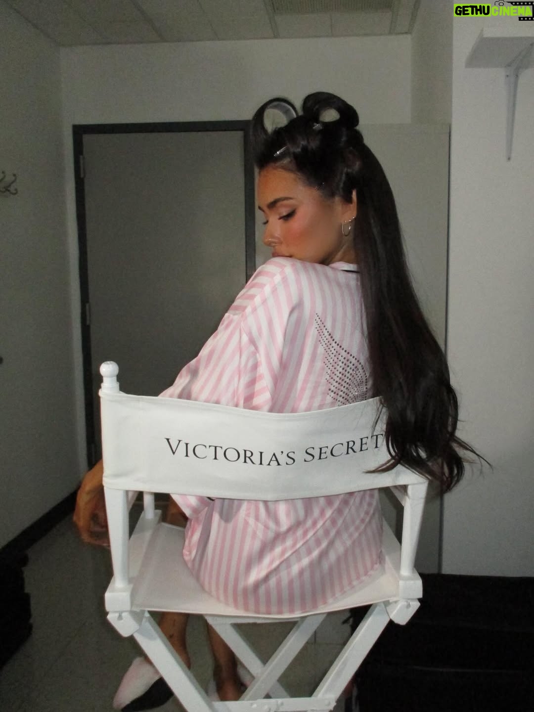 Madison Beer - 2.9 Million Likes - no but really what’s the secret