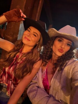 Madison Pettis Instagram - If you’re not watching The Wrong Paris on Netflix this weekend then wyd?? 🤠🌹