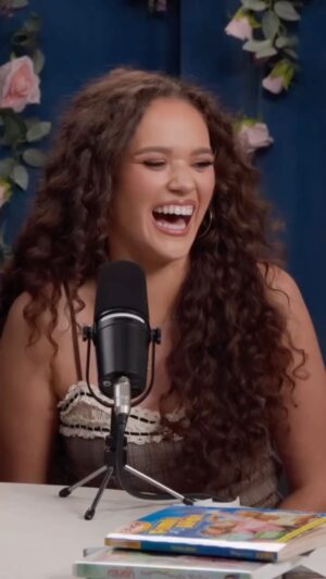 Madison Pettis Instagram - we love you @madisonpettis !!! 🤍🤍🤍 full episode out now on the Tea Time channel 🫖 @ravensymone @mirandamaday #nostalgia #autographs