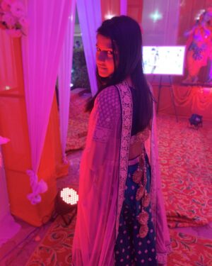 Mahak Yadav Instagram - A girl should be like a butterfly 🦋 . Pretty to see ,hard to catch..✨