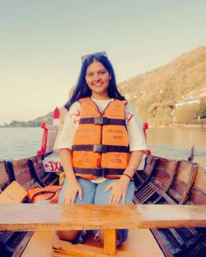 Mahak Yadav Instagram - 𝙷𝙰𝙿𝙿𝚈 𝙻𝙸𝙵𝙴 , 𝙷𝙰𝙿𝙿𝚈 𝚅𝙸𝙱𝙴 🌈❤️