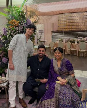 Maheep Kapoor Instagram - ❤️❤️❤️ @anshulakapoor ❤️ @rohanthakkar1511 ❤️❤️❤️