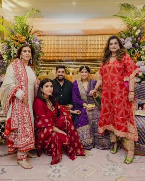 Maheep Kapoor Instagram - ❤️❤️❤️ @anshulakapoor ❤️ @rohanthakkar1511 ❤️❤️❤️