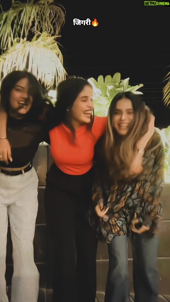 Mahi Khan - 46.2K Likes - Tag ❤️ Jigri

#allykhan #allykhan623 #allykhan #instagram #explorepage #bff #friendshipgoals #friends #friendship #bestfriends