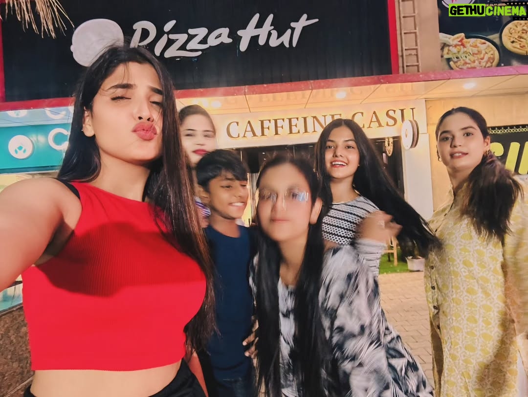 Mahi Khan - 1.6K Likes - Laughing with my favorite humans💞
#cousins

#allykhan
#allyfam #allykhan623 #insta #instagood #instadaily #instalike #pictureoftheday #post #feed #love #explorepage #postoftheday #friendship #friends #foryoupage
