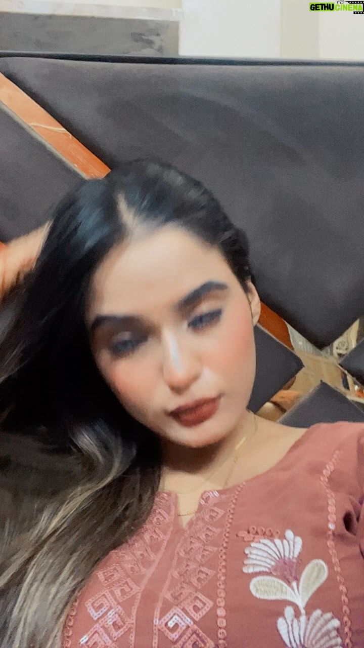 Mahi Khan - 1.7K Likes - 