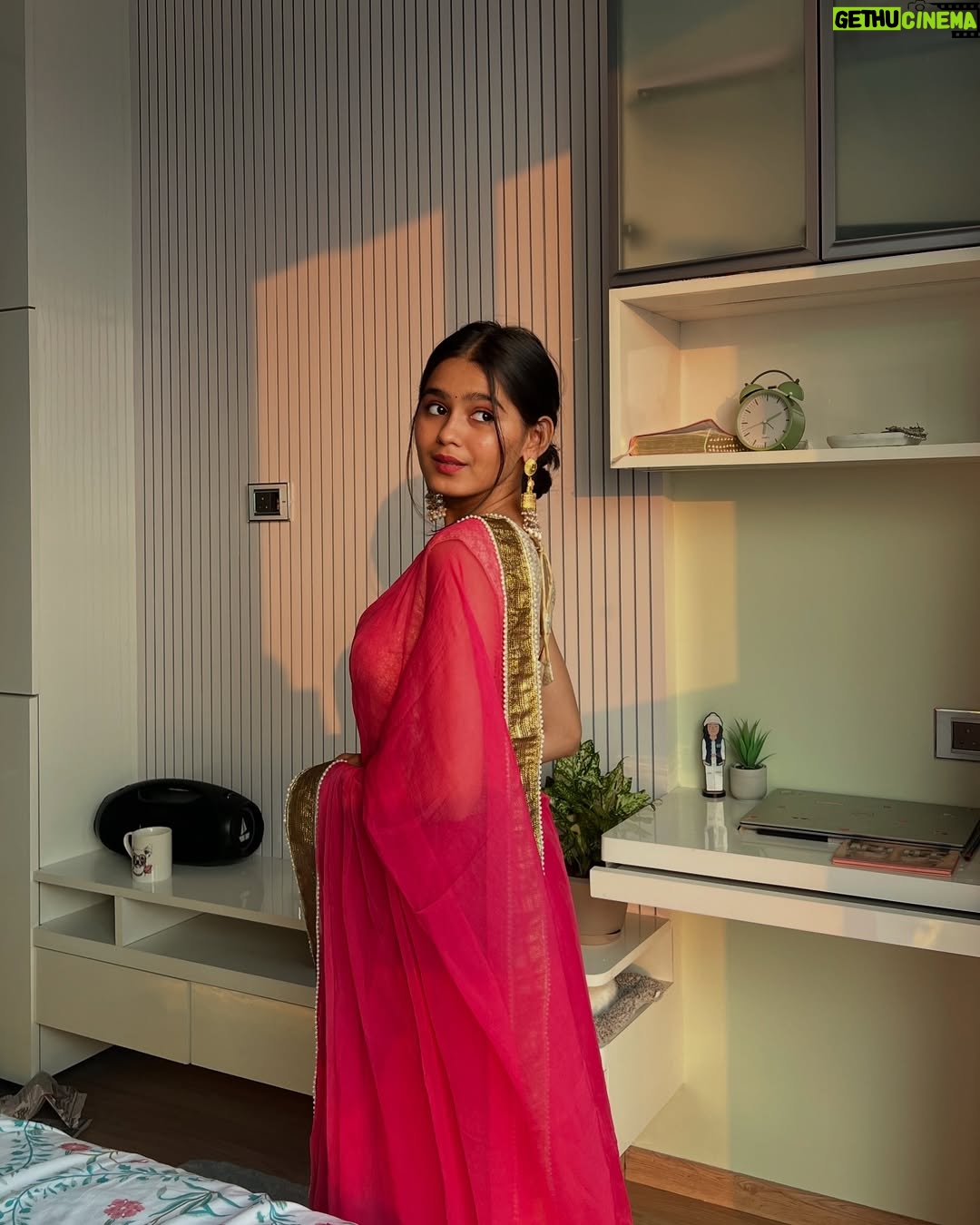 Mahi Singh - 20K Likes - ❤️
.
.

#saree #post #traditional #newpost #explore #instagood #instagram #indianwear #mahisinghviofficial