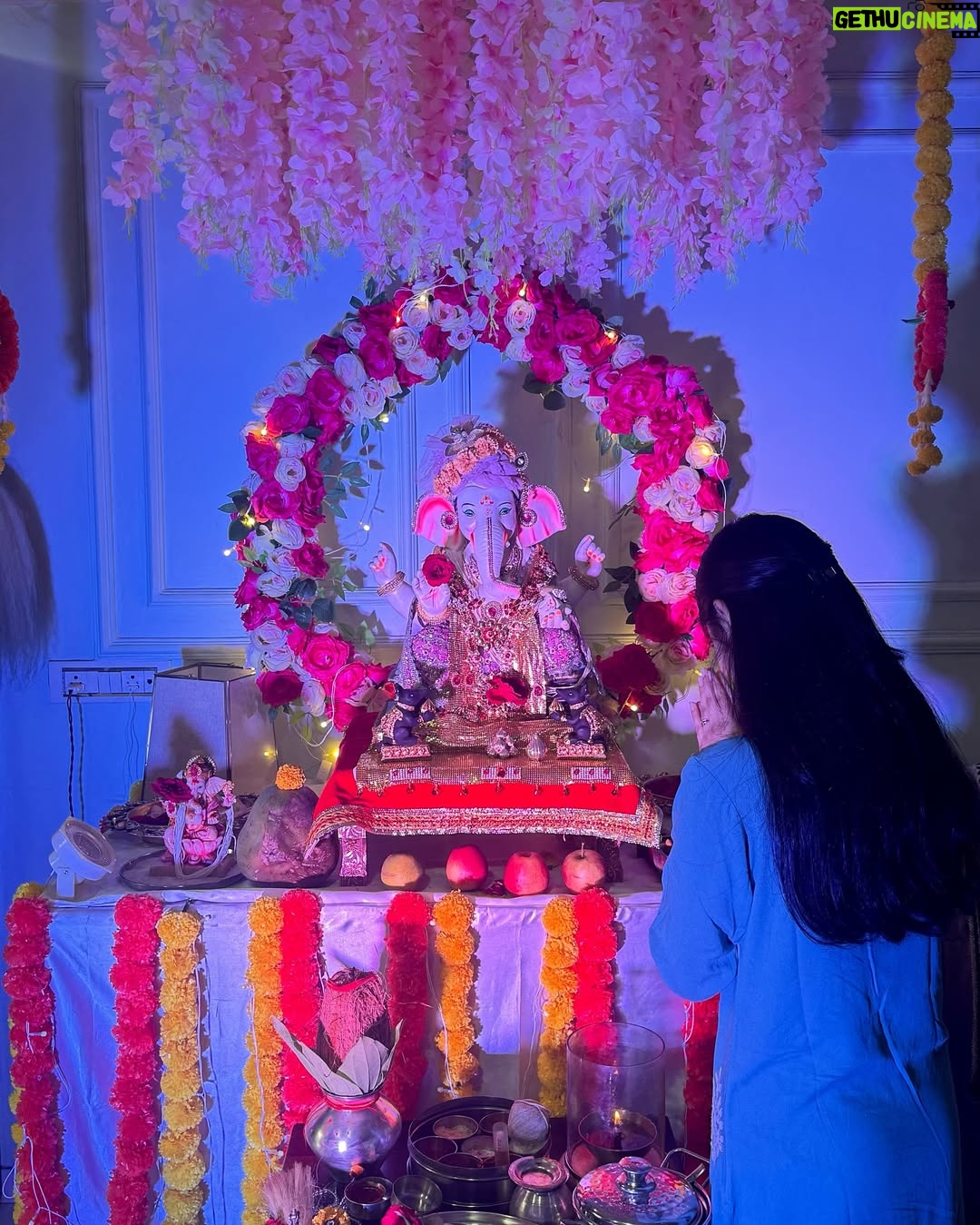 Mahi Singh - 49.7K Likes - सुख करता दुख हारता🌸🙏
.
.