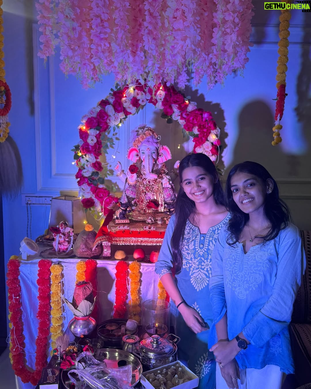Mahi Singh - 49.7K Likes - सुख करता दुख हारता🌸🙏
.
.