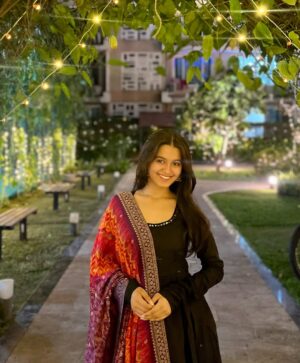 Mahi Singh Instagram - dil-वाली 🪔🤍✨
.
.
#diwali #festival #smile #instapost #photooftheday #instagood #instagram #newpost #mahisinghviofficial