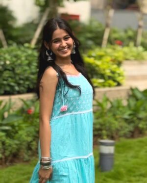 Mahi Singh Instagram - “Smiling my way through life!”🧿💙
.
.
#traditional #post #explore #newpost #insta #instagood #mahisinghviofficial