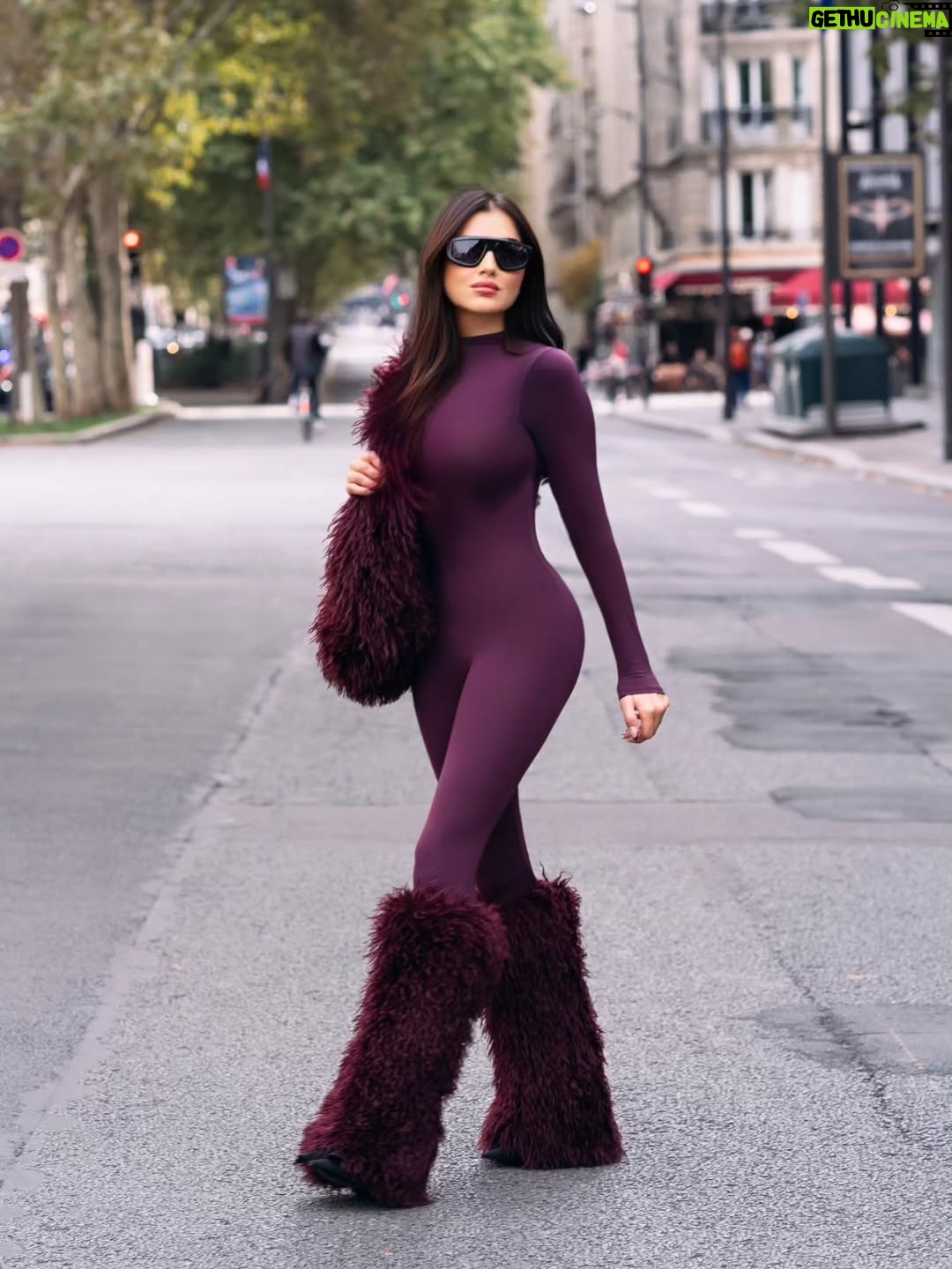 Mai Omar - 189.5K Likes - Somewhere between mystery and magnetism 💜