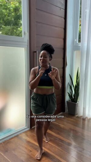 Maíra Azevedo Instagram - Quando passei a me posicionar, a dizer não com tranquilidade, deixei de ser legal pra muita gente! Aconteceu por aí também? Me conte! #sinceridade #dizernao