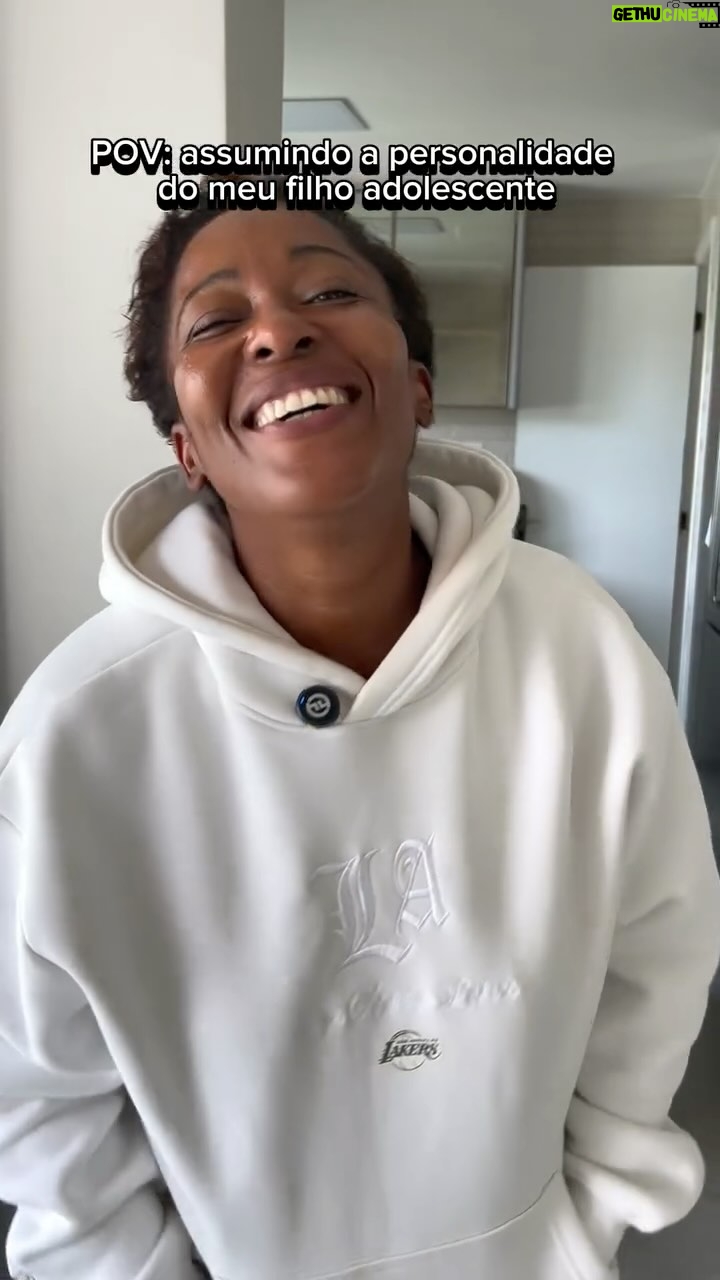 Maíra Azevedo - 792.9K Likes - Assumindo a personalidade do meu adolescente! Me conta se é assim por aí tb!