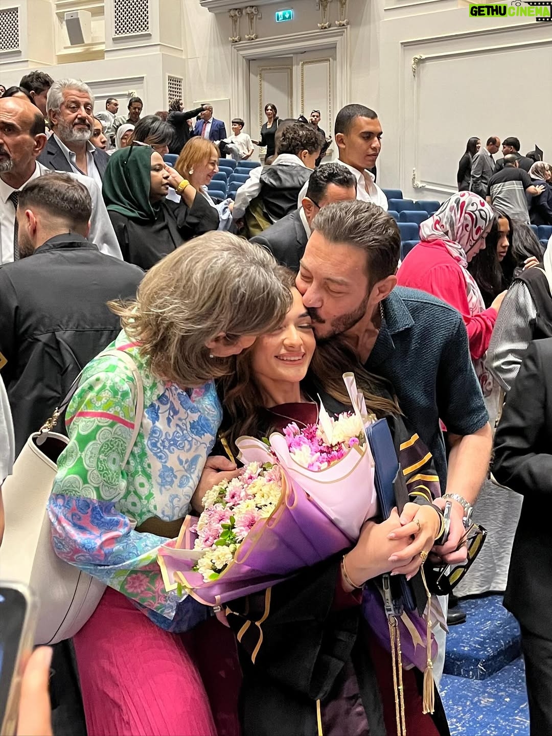 Malak Ahmed Zaher - 496K Likes - OUTTTTT and with honors babyyyy!!!!!! 🎓❤️‍🔥💫🌟✨

So grateful to have achieved this milestone alongside my baby sister 🤍✨ what a journey it’s been! 👩🏻‍🎓👭🌟 

Suit @byfarahbarbary 
Makeup @makeupby_mirnagirgiss 
Hair @ebram_girgs
