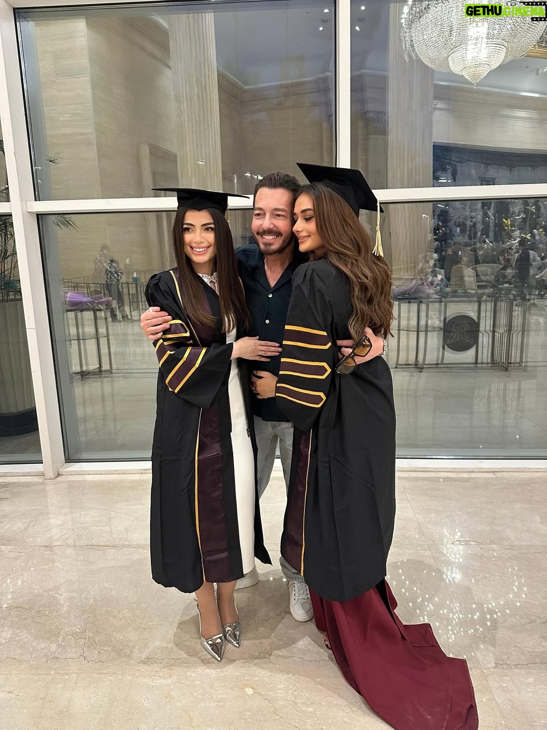 Malak Ahmed Zaher - 496K Likes - OUTTTTT and with honors babyyyy!!!!!! 🎓❤️‍🔥💫🌟✨

So grateful to have achieved this milestone alongside my baby sister 🤍✨ what a journey it’s been! 👩🏻‍🎓👭🌟 

Suit @byfarahbarbary 
Makeup @makeupby_mirnagirgiss 
Hair @ebram_girgs