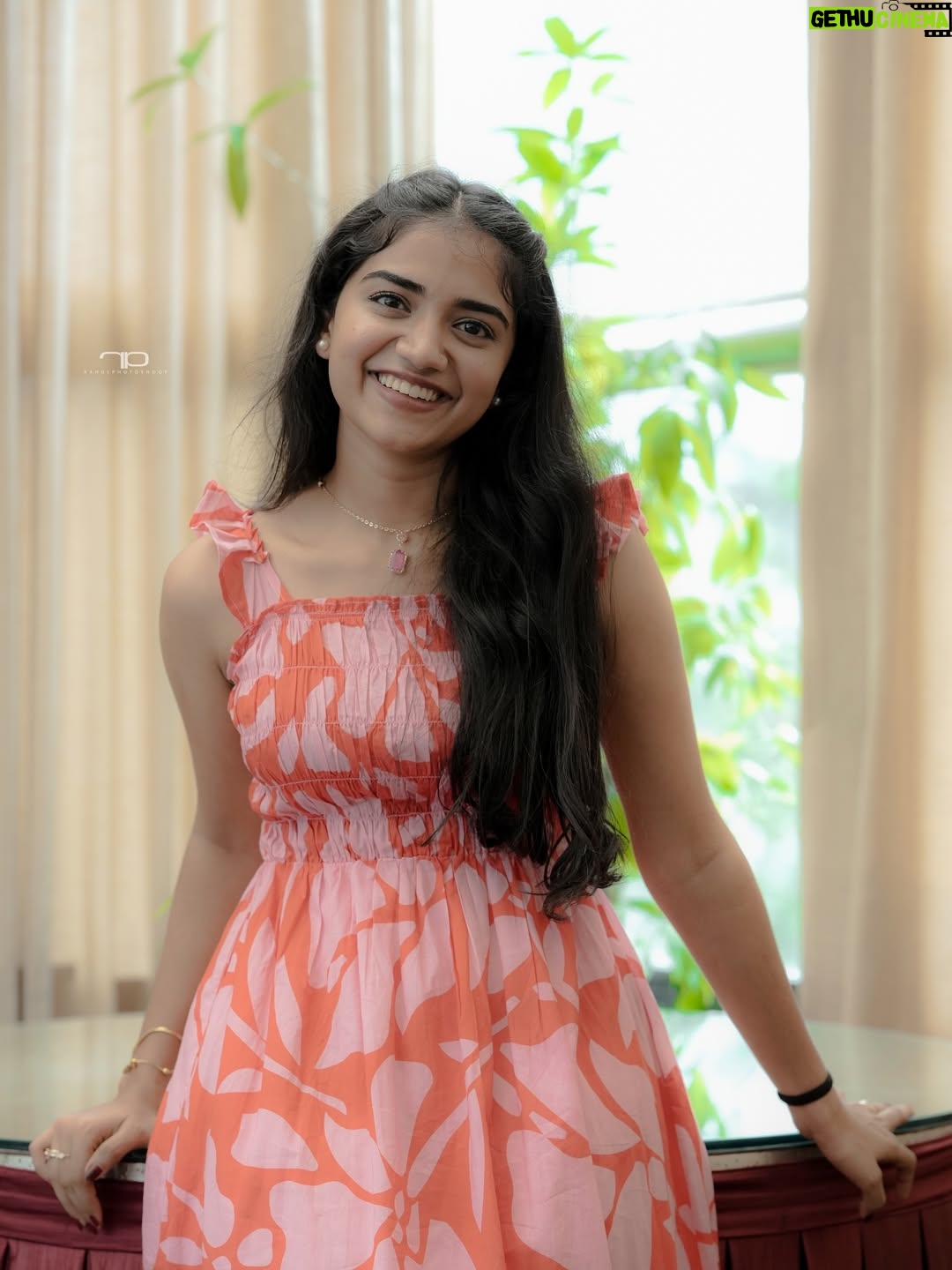 Malavika Manoj - 828.9K Likes - 💓 

.
.
.
.
.
.
@rahulphotoshoot 📸