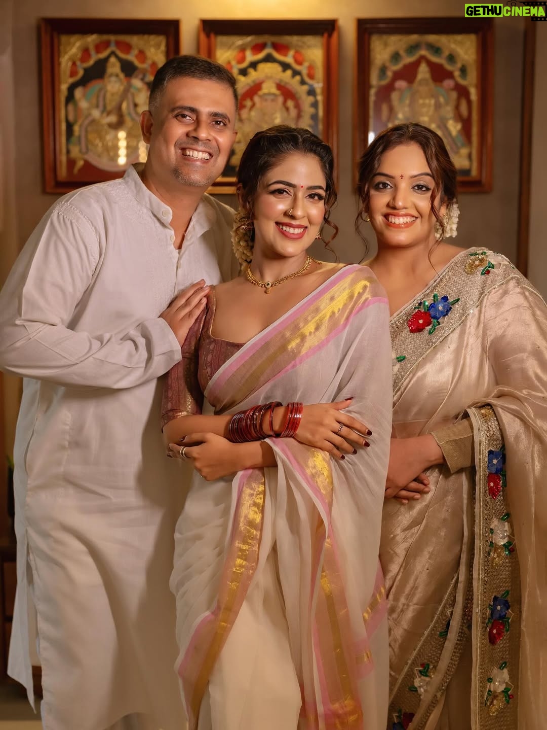 Malavika Wales - 51.4K Likes - ജീവിതത്തിൽ അഭിനയിക്കാനേ അറിയാത്തവർ...

എന്നും എപ്പോഴും …

📷 @mojin_thinavilayil 
Dolled up @makeover_by_neenu