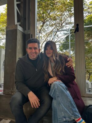 Malena Ratner Instagram - Hasta pronto .｡.:*♡ 

gracias @disneyplusla @cecimendoncaok nuevamente/ gracias @metrovision_ok / gracias a todo el hermoso equipo y gracias a ustedes, que en definitiva, todo esto es porque ustedes lo pidieron 🫶🏼