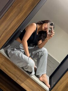 Actress Malvika Sharma HD Photos and Wallpapers February 2026
