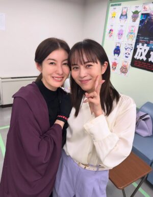 Manami Higa Instagram - つくたべ以来のりえさん🫶
またご一緒できてうれしい〜🥰💕

@rie_tomosaka_official 
@hosokyokusenkyo_ntv 
#放送局占拠
#美しい妖