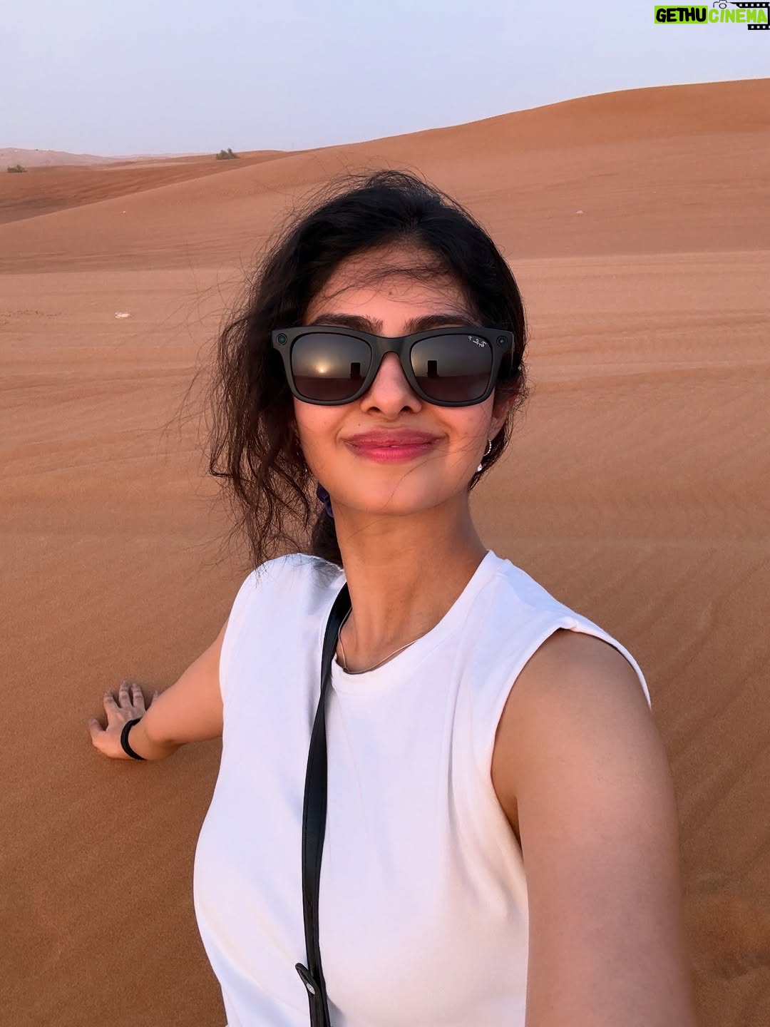 Manasa Varanasi - 36.3K Likes - Catching golden hours in golden sands ☀️🏜️

📷 @anudeep_munna 

#desert #safari #goldenhour 
#instagood #instamood 
#gratitude #freedom #sunset