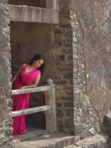Actress Manasi Naik HD Photos and Wallpapers October 2025